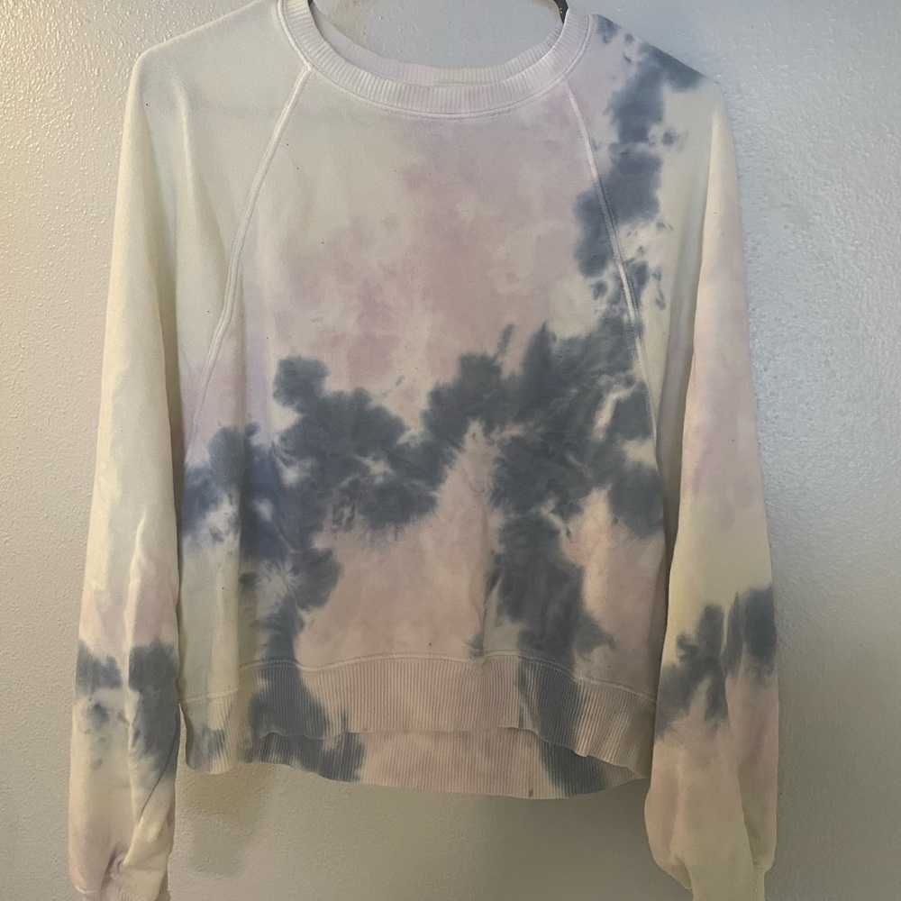 American Eagle Outfitters Pink and Gray Tie-Dye Sweatshirt